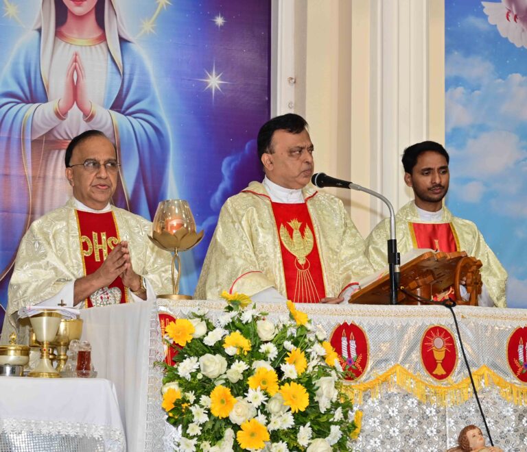 Valencia Parish Welcomes the New Year with Thanksgiving and Prayer