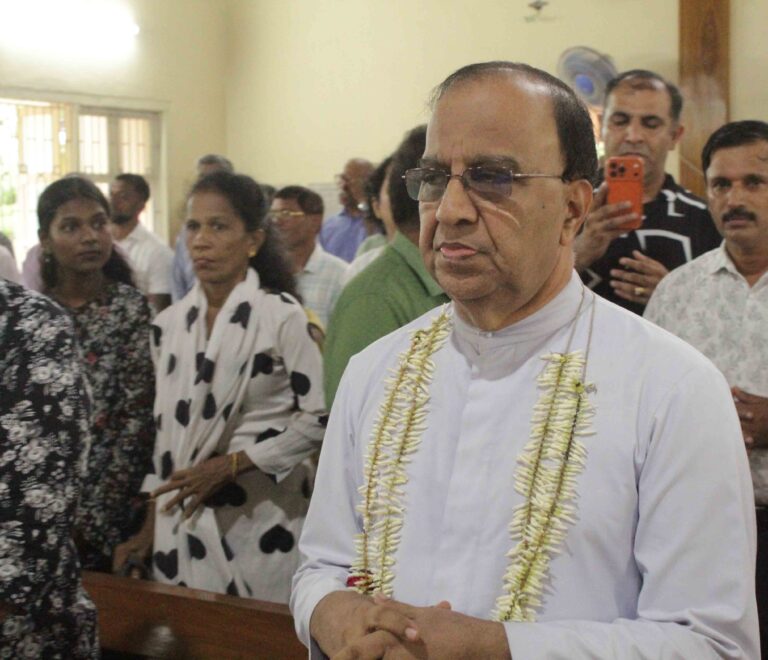 Fr Roque DSa takes charge as the New Parish Priest of Gantalkatte Parish